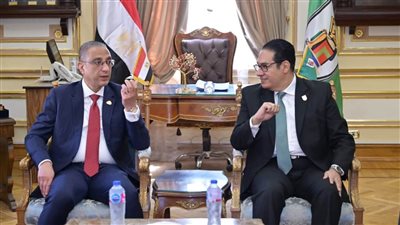 عدم حرمان أي طالب من أداء الامتحان بسبب المصروفات