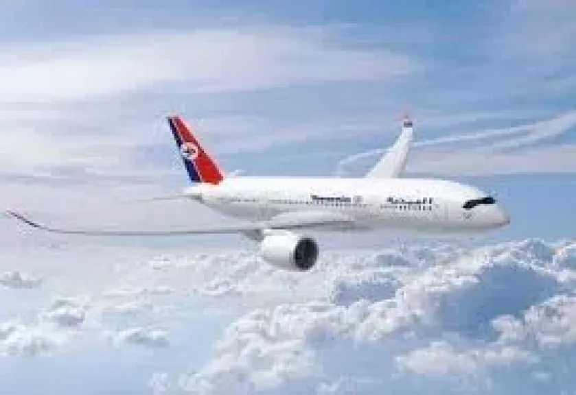 عدن: اجتماع طارئ برئاسة وزير النقل لمناقشة أزمة وقود الطائرات