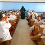 عدن.. الجهات المختصة تلغي نظام ”المعلم البديل” وتطلق حملة شاملة لتصحيح أوضاع الكادر التعليمي