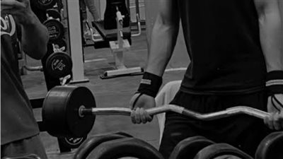 "عضلاتك مش بتظهر ليه؟"... 5 أخطاء يومية تحرق مجهودك داخل الجيم