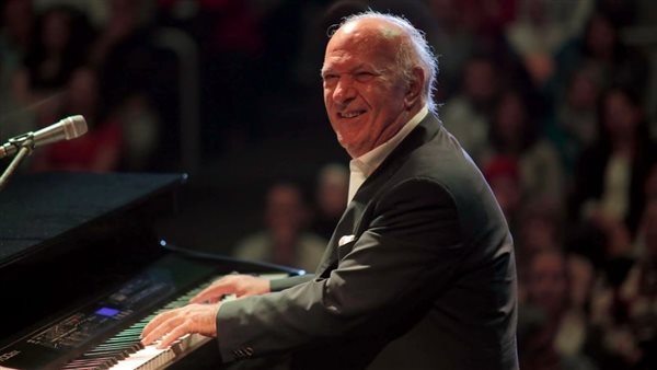 عمر خيرت يحيي أولى حفلاته على مسرح “الاتحاد أرينا” بأبوظبي 20 يونيو