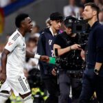 عندما أسقط فينيسيوس مدربه أمام 90 ألف شخص..!