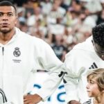 غرف ملابس ريال مدريد محطمه تماما …!