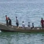 غموض يلف مصير 15 صيادًا من أبناء ‘‘الخوخة’’ بعد أسبوعين من اختفائهم في البحر الأحمر