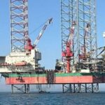 «غولدمان ساكس»: تعافي إنتاج نفط الخليج مرهون بإعادة فتح هرمز.. وانتعاش تدريجي خلال أشهر