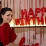 «فخورة بيك يا زوجي».. مي عز الدين تدعم زوجها أحمد تيمور