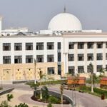 في ذكرى التحرير.. قنصوة يؤكد تنفيذ مشروعات تعليمية بسيناء ومدن القناة