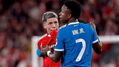 فيفا يقر "قانون فينيسيوس" ويشدد العقوبات ضد السلوكيات العنصرية في الملاعب