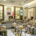 قائد المنطقة العسكرية الأولى بحضرموت ‘‘فهد بامؤمن’’ يستقبل قائد قوات التحالف