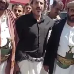 قبائل الجوف تنتصر.. شاهد أول فيديو للشيخ حمد بن راشد الحزمي بعد خروجه من سجون الحوثيين شامخ الرأس.. ماذا قال؟