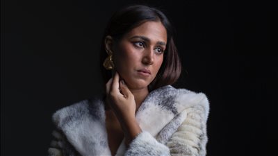 قبلت الدور اول ما اتعرض عليا ولامسني بشكل شخصي