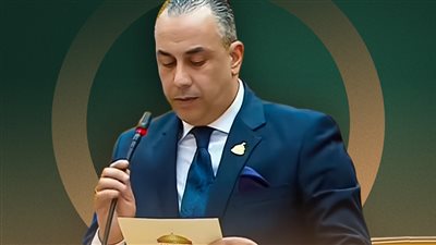 قرارات الرئيس السيسي في عيد العمال تعزز الاقتصاد الإنتاجي وإنحياز للعدالة الاجتماعية