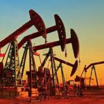 قفزة في أسعار النفط مع تصاعد مخاوف انهيار الهدنة بين واشنطن وطهران