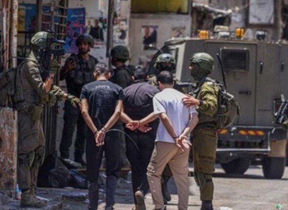 قوات الاحتلال الإسرائيلي تعتقل أكثر من 16 فلسطينيا بالضفة الغربية