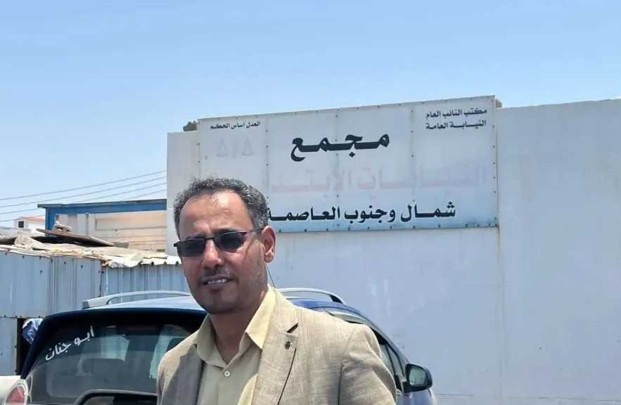 قيادي انتقالي جنوبي يلجأ إلى القضاء ضد ”ناطق الكهرباء”