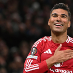 كاسيميرو “الهداف” يتقدم لمانشستر يونايتد على برينتفورد