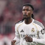 كامافينغا أبلغ المقربين منه بقراره النهائي بشأن مستقبله