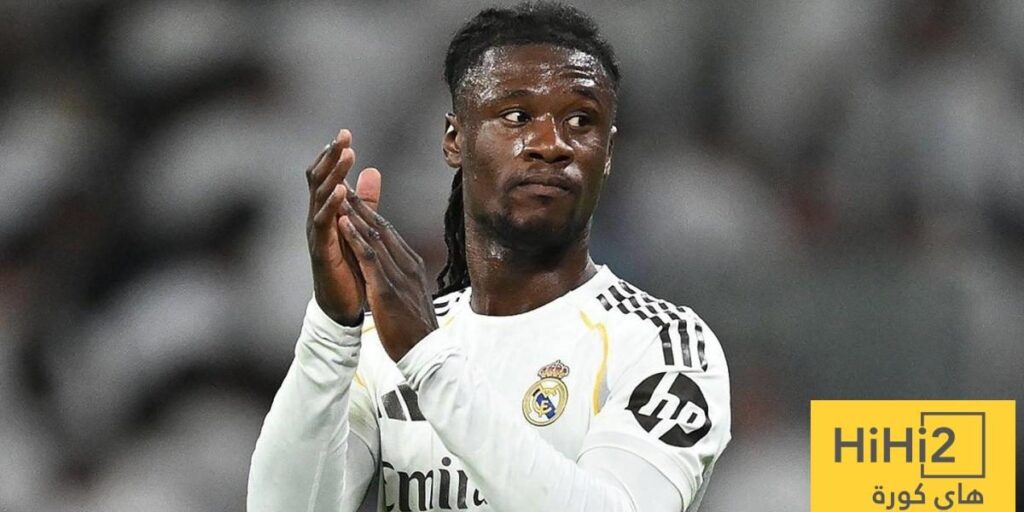 كامافينغا باق في الريال بأمر بيريز