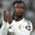 كامافينغا باق في الريال بأمر بيريز