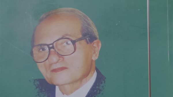 كتاب جديد عن شوقي ضيف يوثق رحلة شيخ النحاة في خدمة اللغة العربية