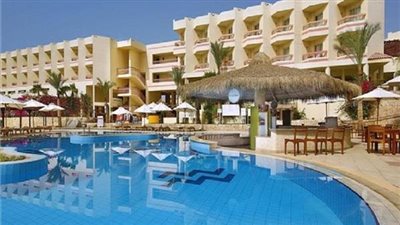 لا يجوز منع المرأة من الإقامة بمفردها