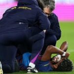 لامين يامال.. إصابة لامين يامال لاعب برشلونة تهدد نهاية موسمه