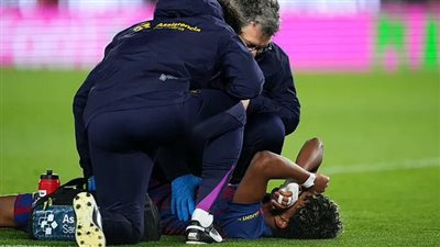 لامين يامال.. إصابة لامين يامال لاعب برشلونة تهدد نهاية موسمه