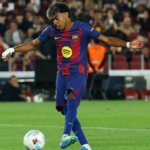 لامين يسجل الهدف الاول في شباك سيلتا فيغو