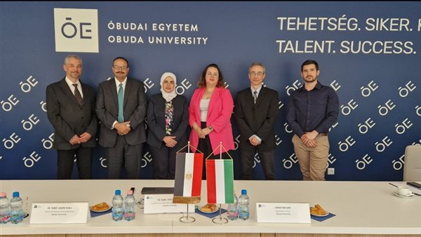 لتعزيز التعاون الدولي .. وفد جامعة بنها في زيارة لجامعة أوبودا بالمجر