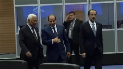 لحظة وصول الرئيس السيسي إلى مقر الاجتماع التشاوري لقادة دول عربية وأوروبية في قبرص