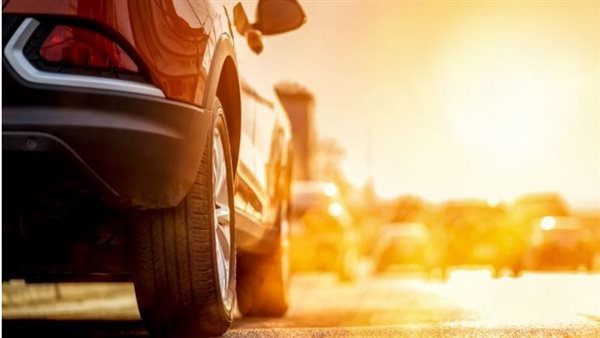 لضمان قيادة آمنة ومريحة.. نصائح ذهبية لتجنب مخاطر القيادة في الصيف