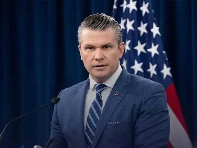 ليست إيران ولا الصين ولا روسيا!.. وزير الحرب الأمريكي يفجر مفاجاة: هذا أكبر خطر يواجهنا اليوم