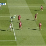 ليفربول ضد كريستال بالاس.. كريستال بالاس يسجل هدف غير أخلاقي في مرمى ليفربول بالدوري الإنجليزي الممتاز وغضب الجماهير