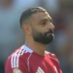 ليفربول ضد كريستال بالاس.. محمد صلاح يغادر مباراة ليفربول وكريستال بالاس في الدوري الإنجليزي الممتاز بسبب الإصابة