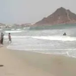 مأساة في سواحل عدن.. وفاة طفلين غرقاً وإنقاذ 3 آخرين في ‘‘ساحل الحسوة’’