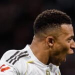 مبابي مهدد بالغياب عن مباراة إسبانيول