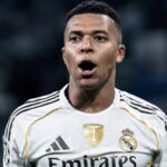 مبابي وحيد بين هؤلاء النجوم  