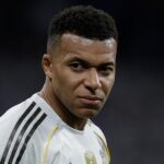 مبابي يخضع لفحص بالرنين المغناطيسي