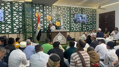 مجالسة الصالحين والنظر إلى وجوهم عبادة