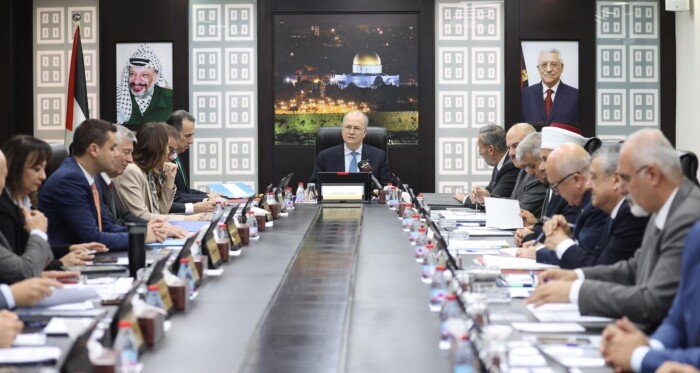 مجلس الوزراء الفلسطيني يحذر من تصاعد سياسات الاحتلال الإسرائيلي الأحادية