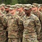 مجموعة “حنظلة” السيبرانية تهدد القوات الأمريكية في الخليج العربي وتتوعد بنشر بيانات أفراد البحرية