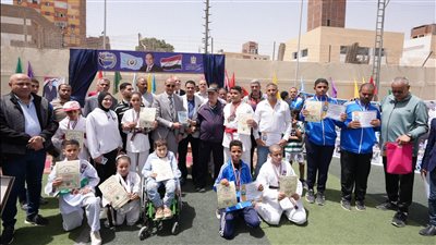 محافظ أسيوط يكرم أبطال المحافظة الرياضيين بعد إنجازات عربية ودولية ويؤكد علي دعم الموهوبين