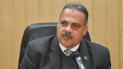 محافظ الشرقية يعتمد جدول امتحانات الفصل الدراسي الثاني للعام الدراسي ٢٠٢٥ / ٢٠٢٦