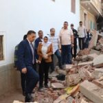 محافظ القليوبية يتفقد موقع انهيار منزل بكفر الحمام ويوجه بفحص المباني المجاورة