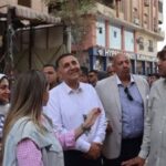 محافظ القليوبية يلتقي أصحاب محلات بيع البلاستيك بمنطقة مسطرد لبحث تقنين أوضاعهم