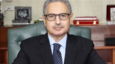 محافظ بني سويف يُصدر حركة تكليفات جديدة لقيادات الوحدات المحلية ويُعيد تنظيم إدارات المناطق الصناعية