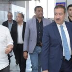 محافظ بورسعيد يبحث تطوير حركة العمل بالمنطقة الحرة ويوجه بحلول مرورية لتيسير حركة العاملين