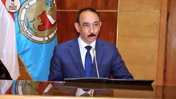 محافظ سوهاج يشهد فعاليات ندوة "الأمن القومي المصري.. تحديات الماضي والحاضر" بجامعة سوهاج