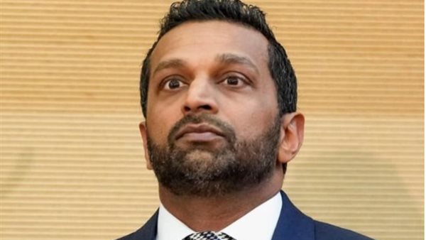 مخاوف من الإقالة تدفع مدير FBI لحالة توتر نفسي حاد