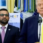 "مسألة وقت".. مدير FBI الضحية المحتملة لموجة إقالات ترامب الجديدة